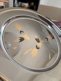 Vassoio con decorazioni oro