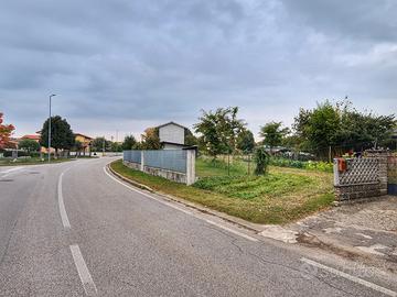 Terreno edificabile a Lestizza