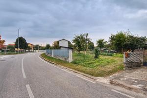 Terreno edificabile a Lestizza