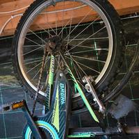 bicicletta bimbo e monopattino