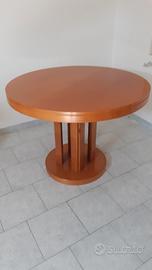 tavolo rotondo in noce allungabile