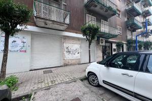 NEGOZIO A CASAVATORE