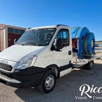 Iveco t. daily 35c15 pianale con cisterna e pompa