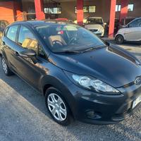 Ford Fiesta 1.4 5 porte Titanium