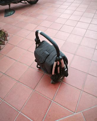 passeggino leggerissimo Chicco 