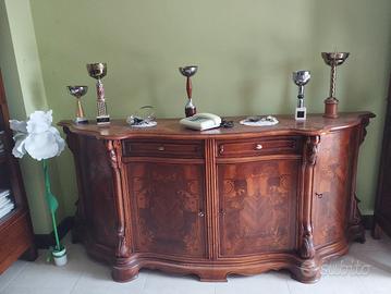 credenzone impellicciato in noce 