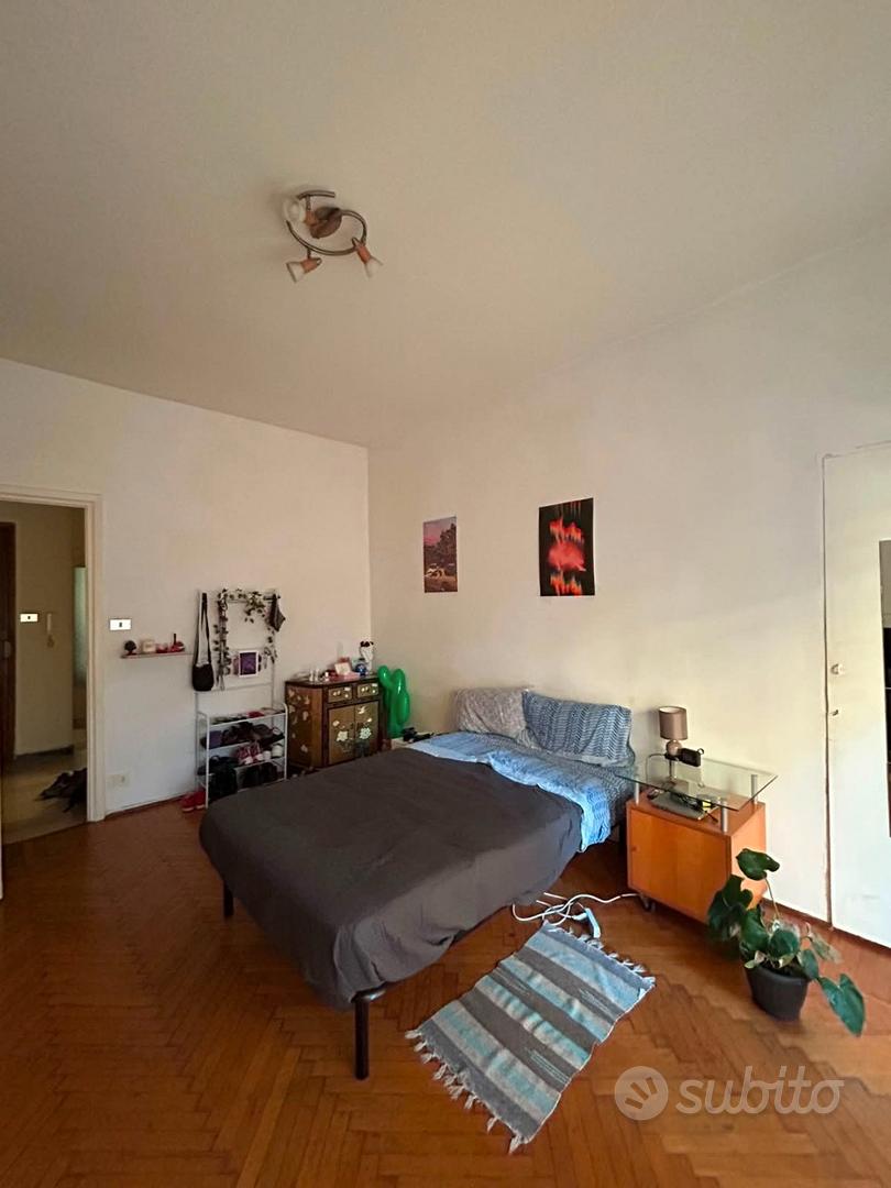Stanza singola in Pozzo Strada