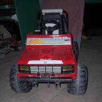 macchinina pick up 3000 a batteria  peg perego