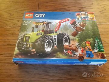 Lego trattore tagliaboschi