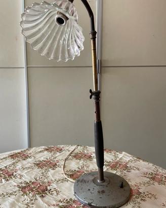 Lampada da da tavolo di modernariato