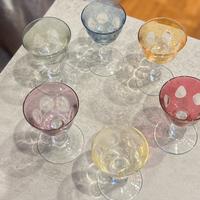 Set di 6 calici im vetri colorato. Qualità vintage