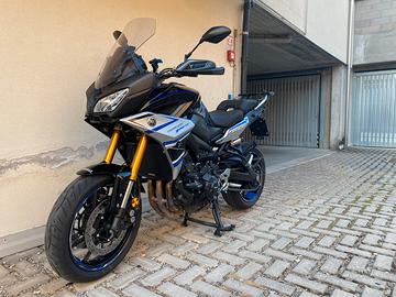 Tracer 900 GT