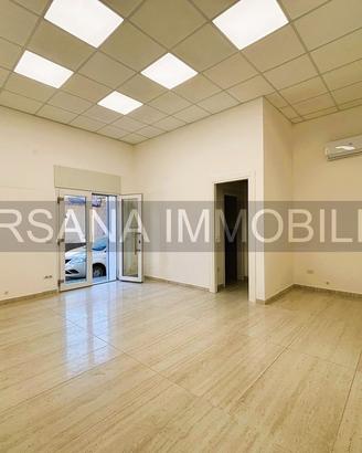Ufficio ristrutturato con 2 stanze 2 bagni