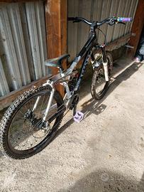 MTB Kona stinky 26 M