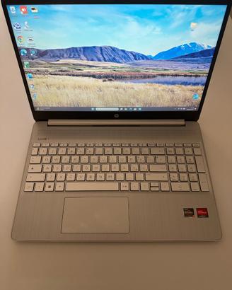 PC portatile HP Ryzen 7 5700U