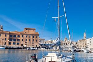 EC17 – Barca a vela 5 mt con motore – progetto sem