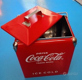 Ghiacciaia Coca Cola