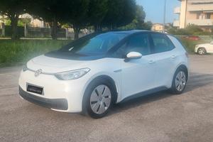 Volkswagen ID.3 ID.3 Life UNIPRO 27.000 KM
