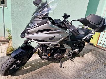 Honda nc 750  dct travel edition anno 2023