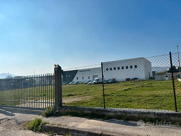 Piazzale deposito recintato autorimessa