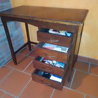 Scrivania antica delle poste italiane