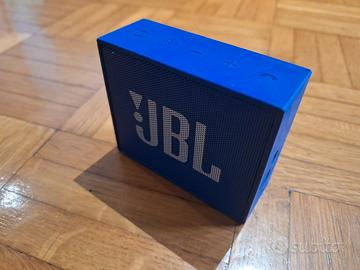 JBL GO