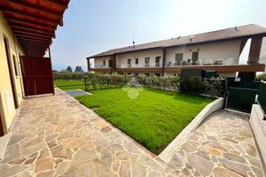 4 LOCALI A TORRE BOLDONE