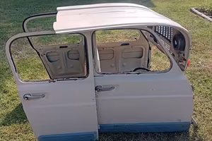 Porte renault r4