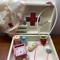 Giochi per bambini in legno -Kit medico-