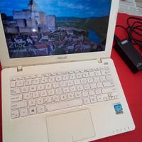 computer portatile Asus perfettamente funzionante.
