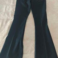 Jeans nuovo mai usato modello zampa d'elefante