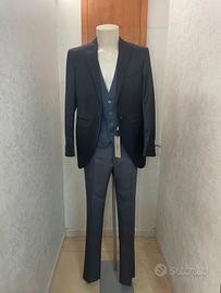 Abito Corneliani blazer panciotto pantaloni