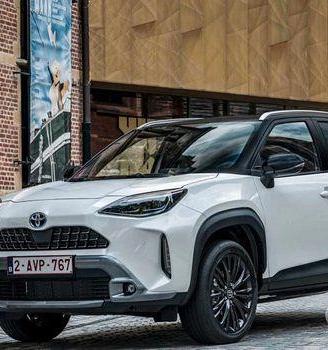 Musata completa toyota yaris cross #272