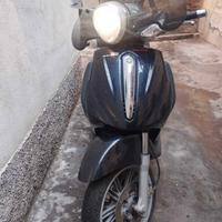 Piaggio beverly 500