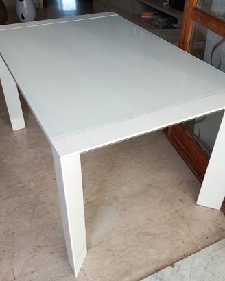 TAVOLO ALLUNGABILE DA 4 A 10 POSTI