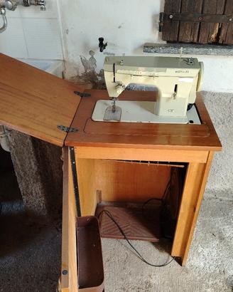 macchina da cucire vintage 