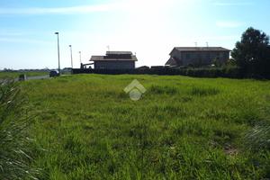 TER. RESIDENZIALE A SAN GIULIANO TERME