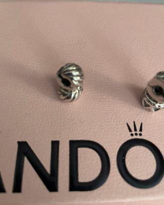 Charm Pandora clip