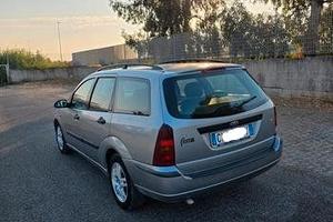 ford focus s.w. 2004