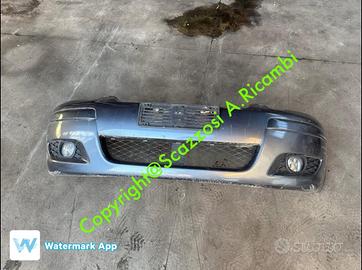 Paraurti Toyota Yaris anno 2004 Fi