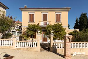 Villa o villino Montegridolfo [MV010VRG]