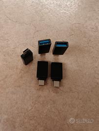 5 adattatori USB-A a USB-C nuovi