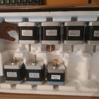 Lotto motori stepper NEMA 17