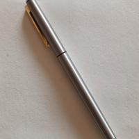 penna pelikan P 560 acciaio 