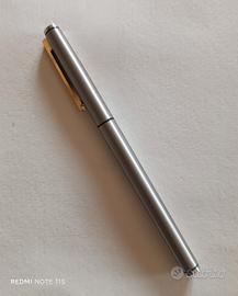 penna pelikan P 560 acciaio 