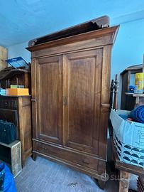 Armadio d’epoca.