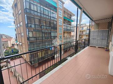 3 LOCALI A ALBISSOLA MARINA