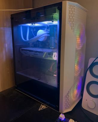 Computer fisso da lavoro e da gaming