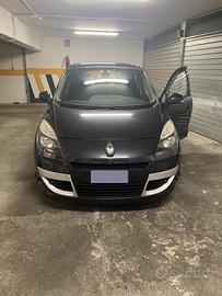 Renault scenic 2010