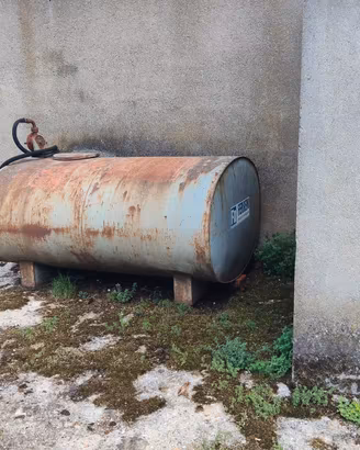 Serbatoio cisterne carburante agriccolo